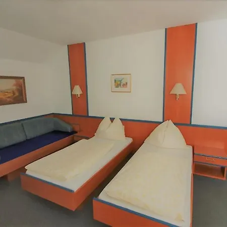 Hotel Thuenauer Offenhausen
