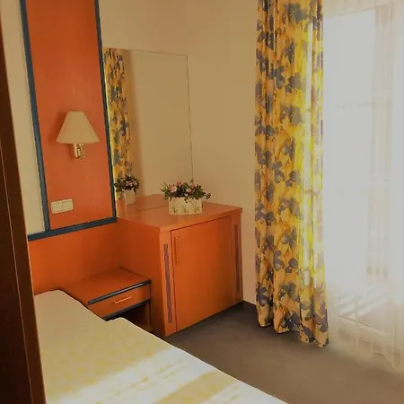 Thuenauer * Offenhausen