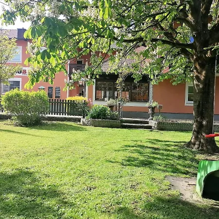 Hotel Thünauer Offenhausen