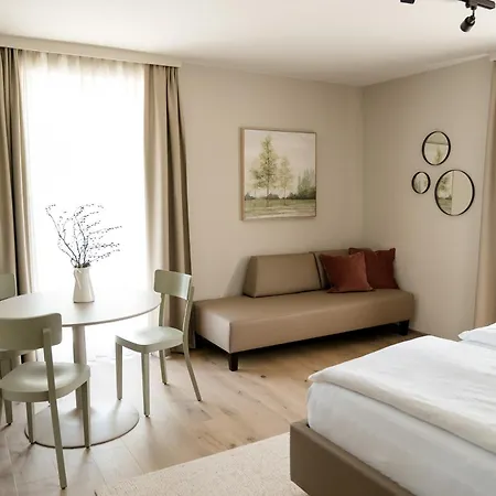 Thuenauer Hotel *