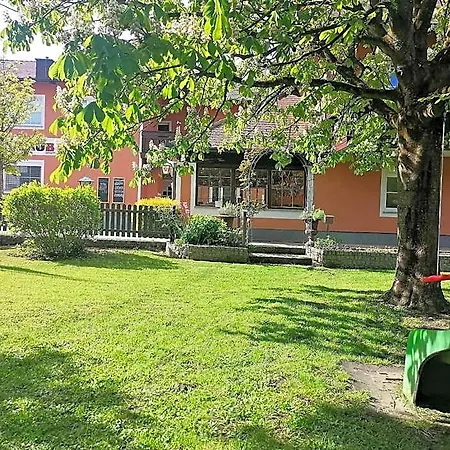 Hotel Thuenauer Offenhausen