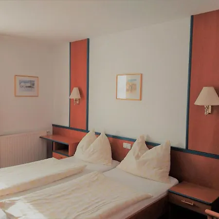 Hotel Thuenauer Offenhausen
