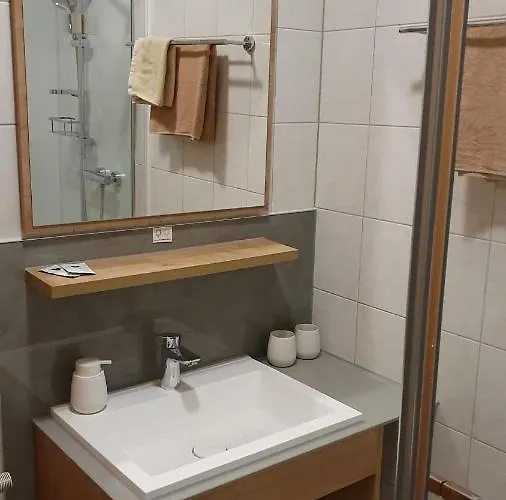 Thuenauer Отель *